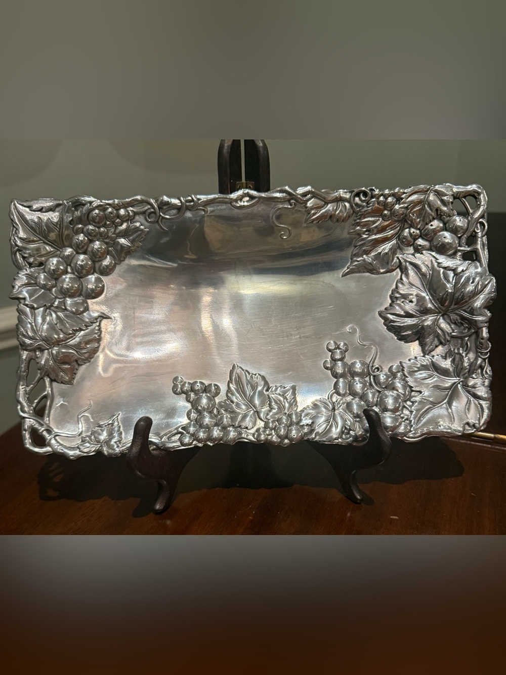 Arthur Court Grapevine Pewter Tray